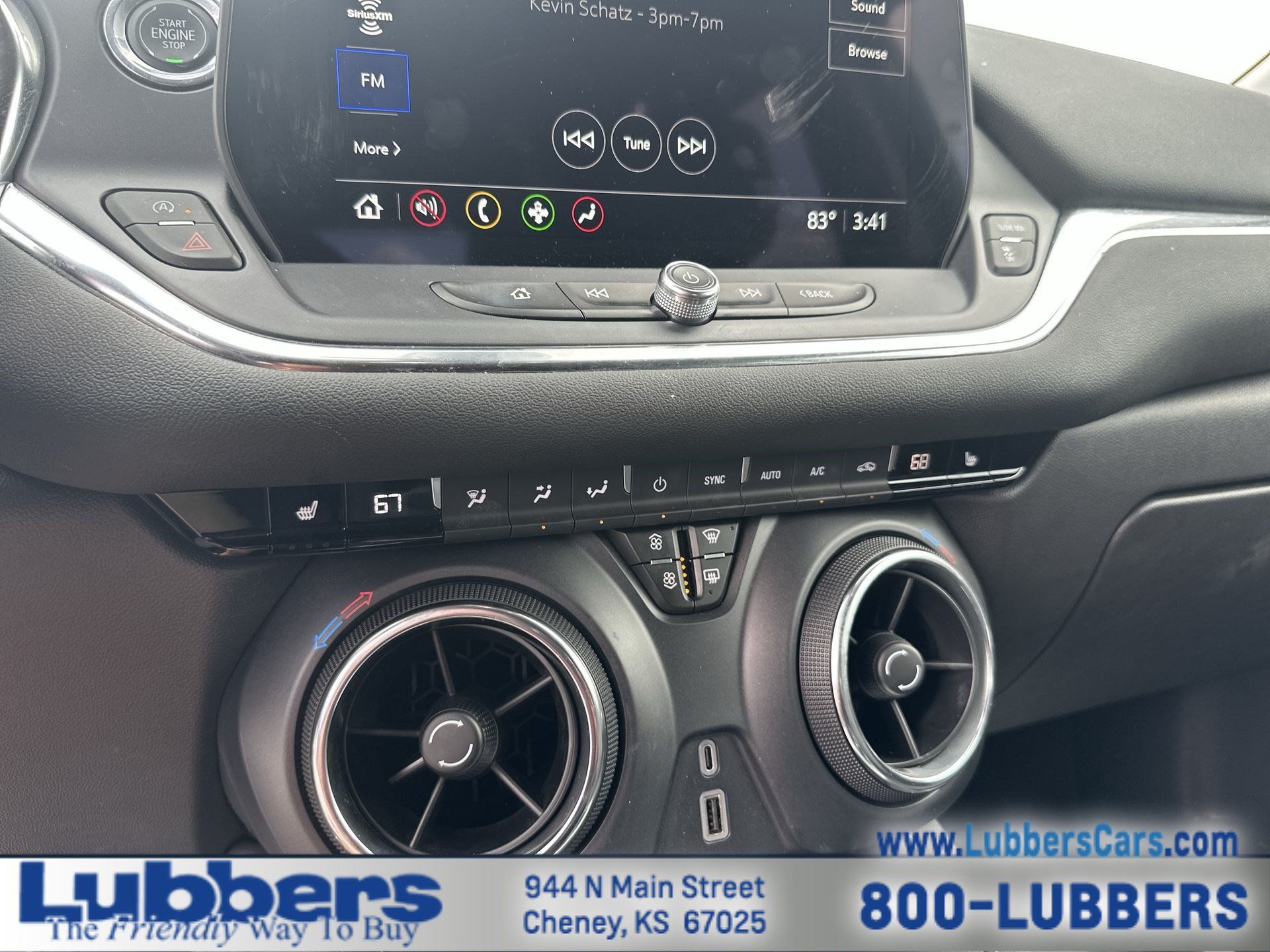 Used 2024 Chevrolet Blazer LT FWD image 18