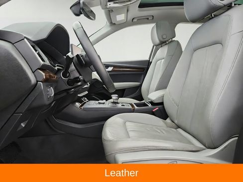 Used 2018 Audi Q5 2.0T Premium Plus w/ Premium Plus Package AWD/4WD image 11