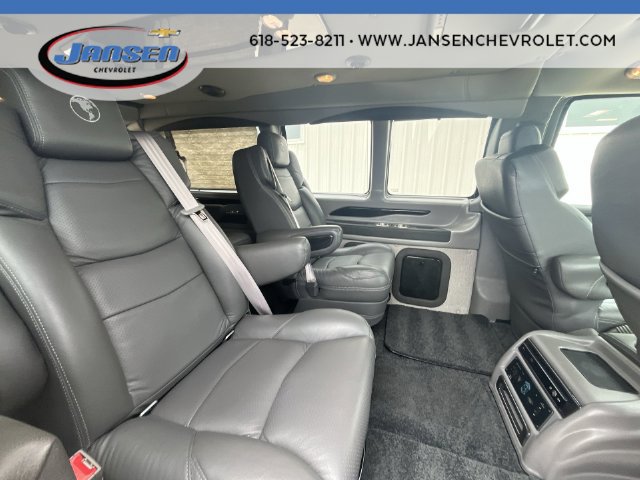 Used 2021 Chevrolet Express 2500 LS w/ Enhanced Convenience Package RWD image 27