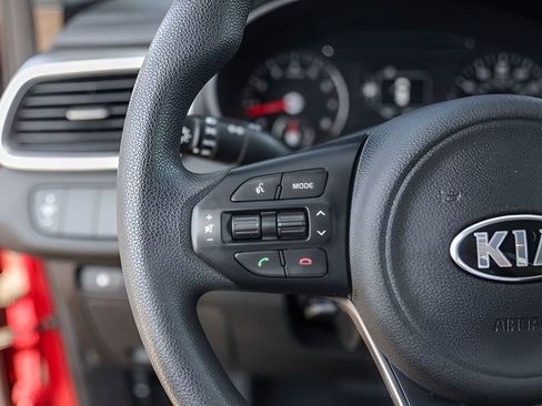 Used 2017 Kia Sorento AWD image 17