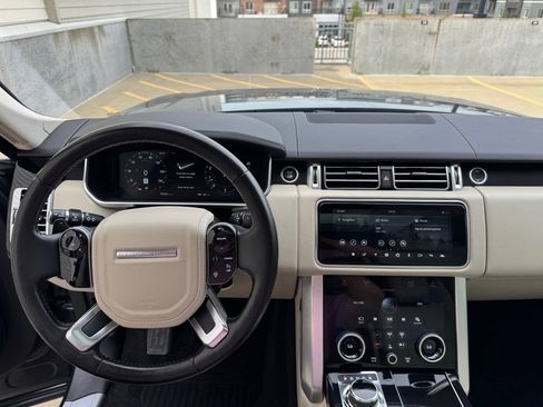 Used 2019 Land Rover Range Rover HSE image 15