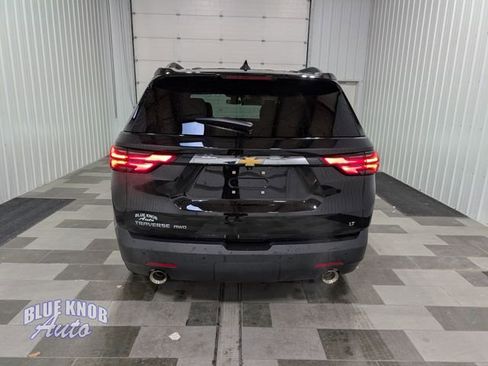 Used 2022 Chevrolet Traverse LT AWD/4WD image 3