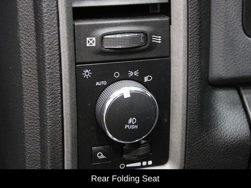 Used 2018 RAM 1500 Express w/ Express Value Package image 17