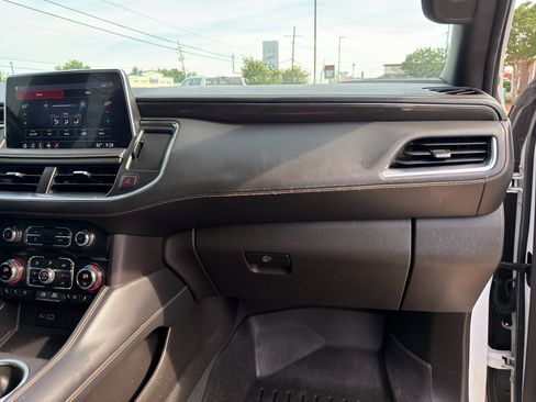Used 2021 GMC Yukon AT4 AWD/4WD image 40