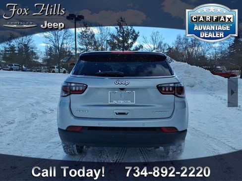 Used 2026 Jeep Compass Limited image 7