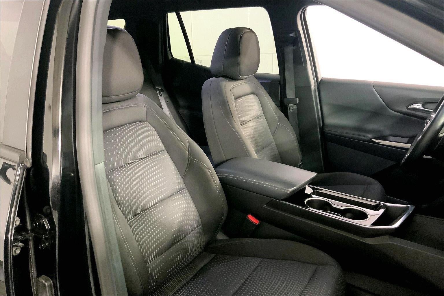 Used 2025 Chevrolet Equinox LT FWD image 7