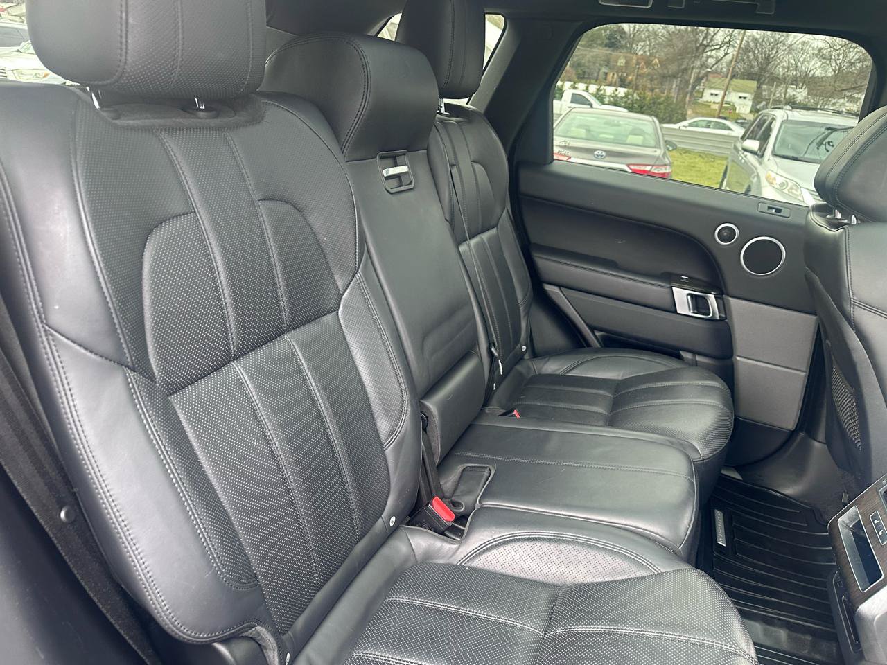 Used 2017 Land Rover Range Rover Sport HSE AWD/4WD image 15