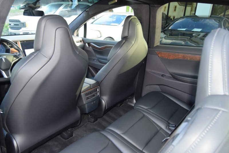 Used 2019 Tesla Model X 100D AWD/4WD image 23