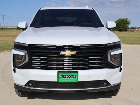 New 2026 Chevrolet Tahoe High Country AWD/4WD image 2