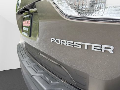 Used 2020 Subaru Forester Limited AWD/4WD image 38