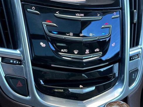 Used 2013 Cadillac SRX Luxury w/ Driver Awareness Package image 21