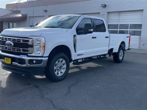 Used 2024 Ford F250 XLT image 5
