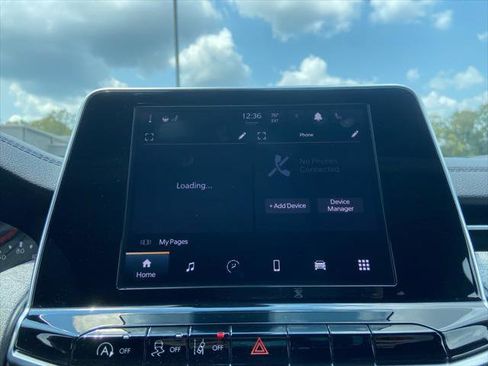 Certified 2025 Jeep Compass Latitude image 23
