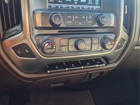 Used 2018 Chevrolet Silverado 1500 LTZ w/ Sport Package AWD/4WD image 9