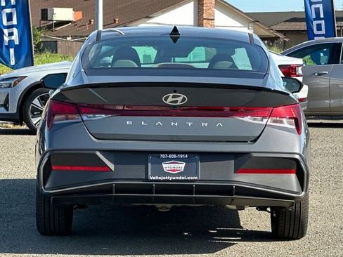 New 2026 Hyundai Elantra Sport FWD image 7