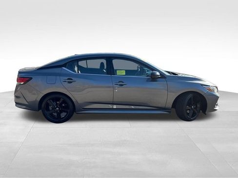 Used 2022 Nissan Sentra SR w/ Electronics Package image 15