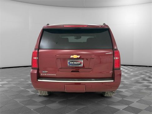 Used 2016 Chevrolet Suburban LTZ image 4