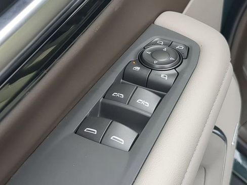 New 2026 Chevrolet Suburban Z71 w/ Comfort Package image 21