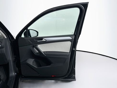 Used 2023 Volkswagen Tiguan S FWD image 30
