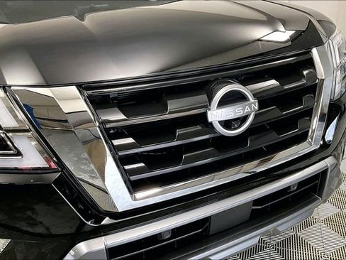 Used 2024 Nissan Armada Platinum w/ Cargo Package image 31