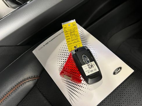 Used 2025 Ford F150 Lariat w/ Equipment Group 501A Mid image 38