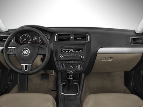 Used 2012 Volkswagen Jetta SE FWD image 3