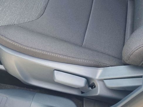 New 2025 Ford Maverick XL image 16