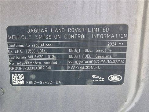 Used 2024 Land Rover Defender 110 X-Dynamic SE AWD/4WD image 20