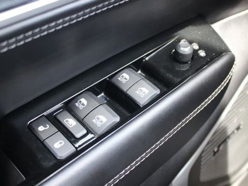 Used 2022 Jeep Wagoneer Series III AWD/4WD image 20