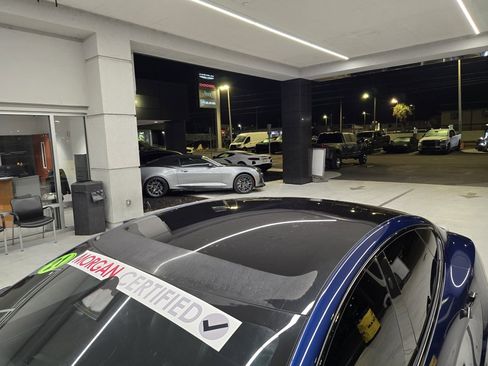 Used 2021 Tesla Model S Plaid image 12