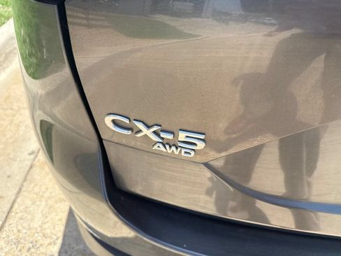 Used 2023 MAZDA CX-5 AWD 2.5 S w/ Premium Package image 13