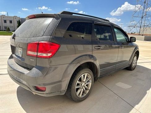 Used 2017 Dodge Journey SXT w/ Premium Group AWD/4WD image 5