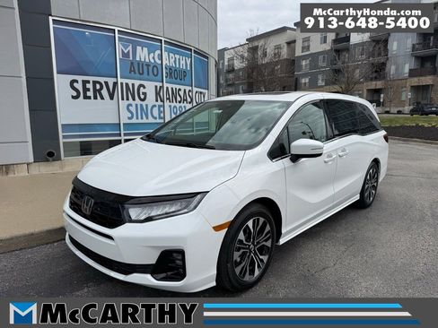 New 2026 Honda Odyssey Elite image 1