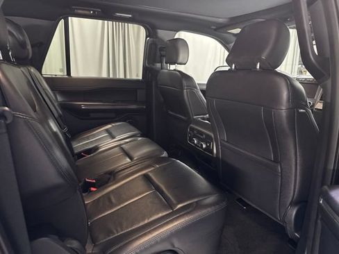 Used 2020 Ford Expedition Max XLT w/ Equipment Group 202A AWD/4WD image 11