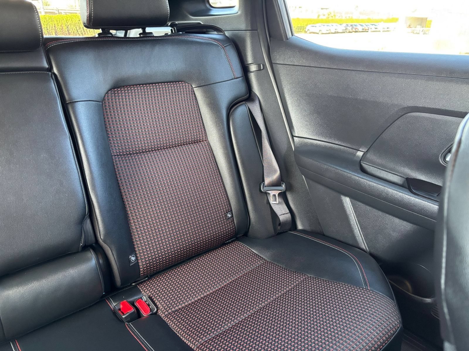 Used 2026 Nissan Kicks SR FWD image 35