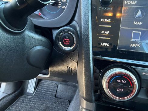 Used 2018 Subaru Forester 2.5i Touring image 17