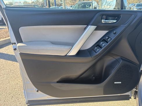 Used 2017 Subaru Forester 2.5i Limited image 25