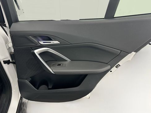 Used 2025 BMW X2 xDrive28i image 32