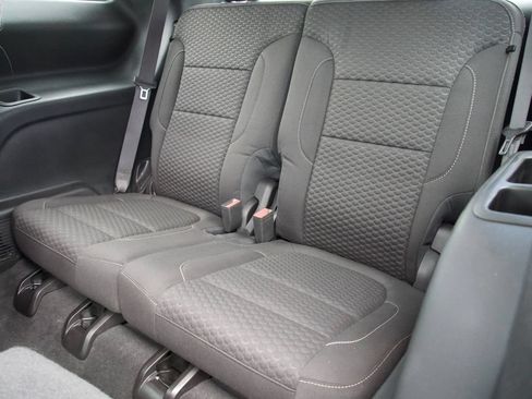 Used 2019 GMC Acadia SLE w/ Driver Alert Package I FWD image 16