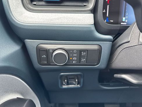 New 2026 Ford Maverick XLT w/ XLT Luxury Package AWD/4WD image 18