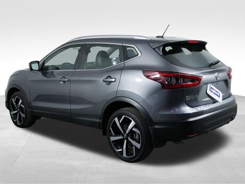 Used 2020 Nissan Rogue Sport SL image 7