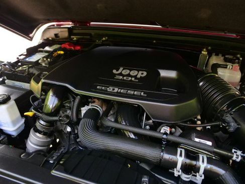 Used 2022 Jeep Gladiator Sport AWD/4WD image 9