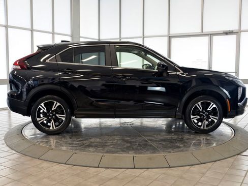 Used 2023 Mitsubishi Eclipse Cross SE image 9