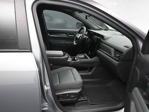 Used 2026 GMC Terrain AT4 w/ Convenience Package III AWD/4WD image 22