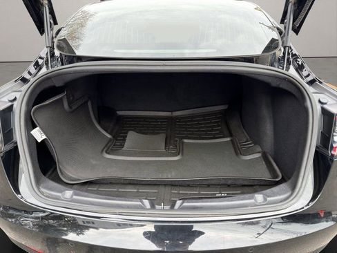 Used 2019 Tesla Model 3 Performance image 11