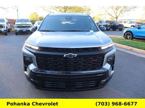 Used 2026 Chevrolet Traverse RS w/ LPO, Floor Liner Package image 2