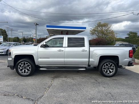 Used 2017 Chevrolet Silverado 1500 LT w/ All Star Edition image 2