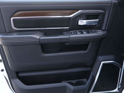 Used 2024 RAM 2500 Laramie image 7