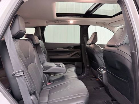 Certified 2023 INFINITI QX60 Pure FWD image 37