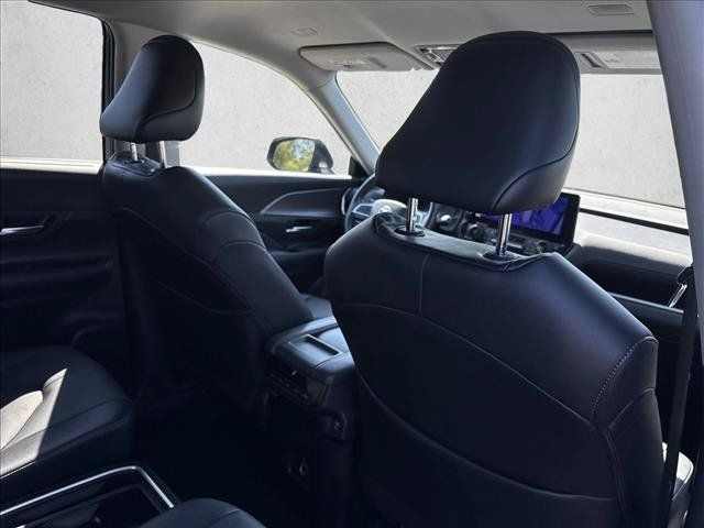 Certified 2025 Toyota Grand Highlander AWD image 26
